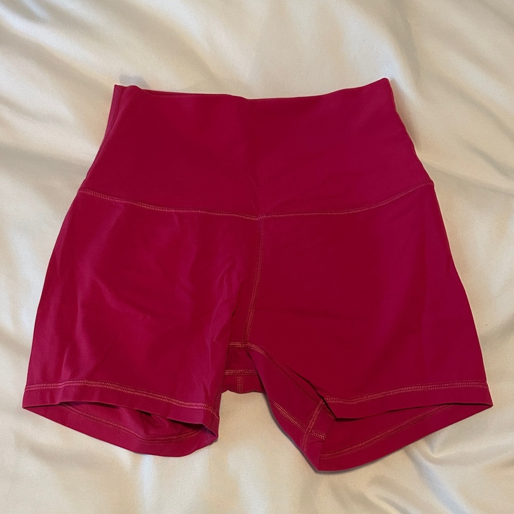 WOMENS LULULEMON SHORTS